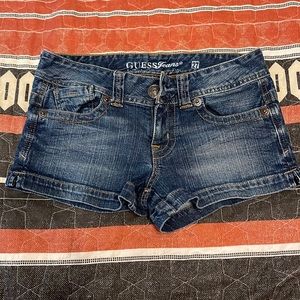 Guess shorts size 27 new condition